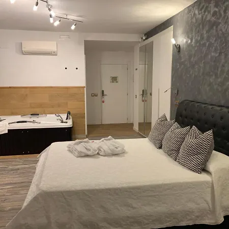 Premium La Casona 3*